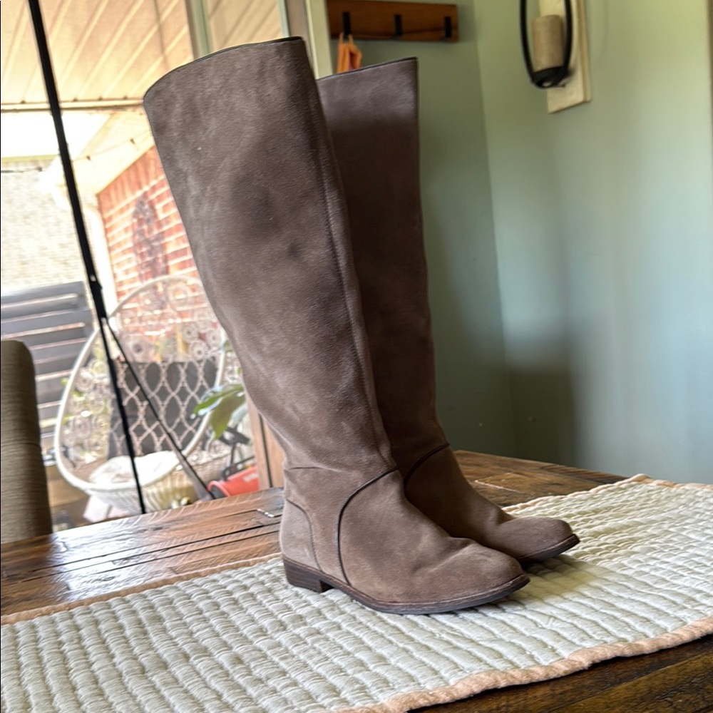 Women's UGG® Gracen Suede Block Heel Riding Boots